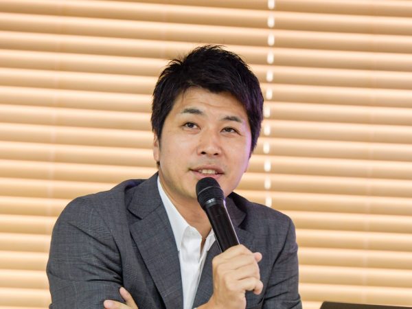 全国で約240店舗を展開（2024年6月時点ではFCも含み242店舗）。そのほとんどが直営店舗であり、サービスレベル向上のための研修や人材育成プログラムを導入することによって、お客様対応の品質を高めているという（画像：ハウスコム提供）