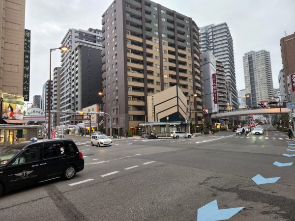 石碑に刻まれた鼎吉の辞世の句