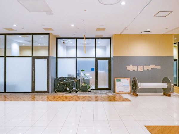 館内は周辺のまちの文脈を引きこむようにデザインされている（提供：iti SETOUCHI）