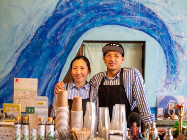 「たはら暮らし定住・移住サポーター」のメンバー。左が小川さん（写真提供：田原市役所）