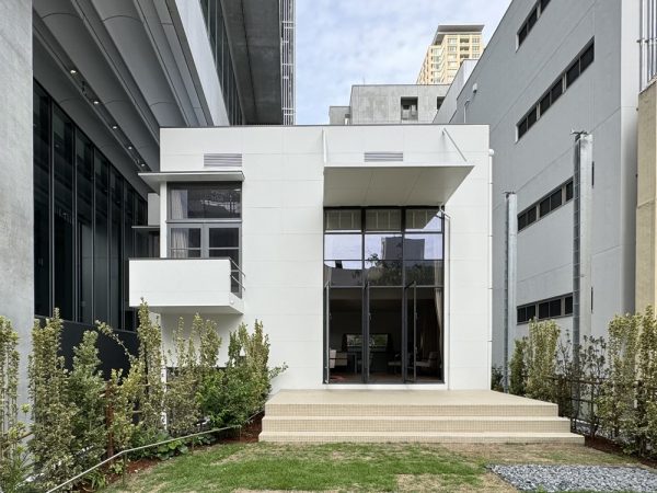 移築後の正面外観（写真提供：土浦亀城アーカイブズ）