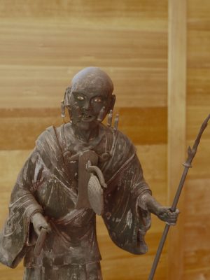 「踊念仏」も始めたとされる空也上人（写真は空也上人像）