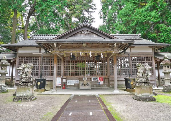 三重県名張市にある名居神社は地震鎮めの神社