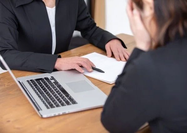 2つの必須事業「自立相談支援事業」と「住居確保給付金」