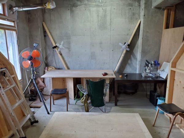 茶室実測図を購入し、原寸大のサイズに拡大コピーした