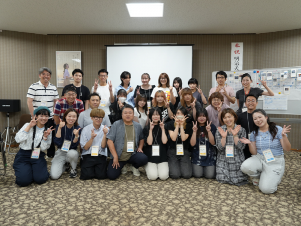 前列の右から2番目の方がコーホー課長の千葉 里美さん（提供：札幌マチヅクリ大学）