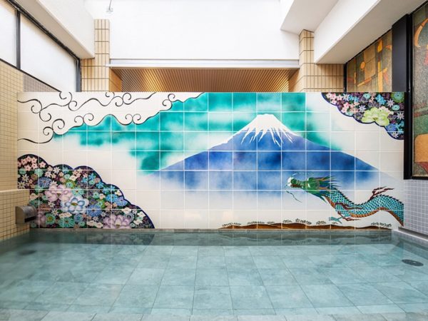 女湯の銭湯タイル。なんといってもかっこいい