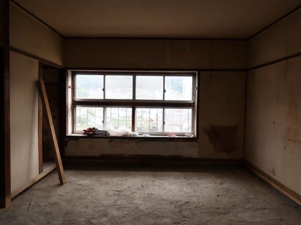 建物内ではすでに改装に着手している部屋も（DAISYさんの部屋ではありません。以下同）
