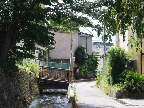 今回取材をさせていただくまで市内で見かける橋の多くが私有物とは知らなかった