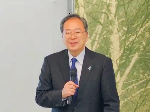 第1部の開会挨拶をする斉藤 鉄夫国土交通大臣