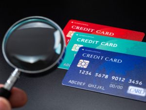 特典内容そのものでなく、手続きや返済方法の点でも差別化が図られている