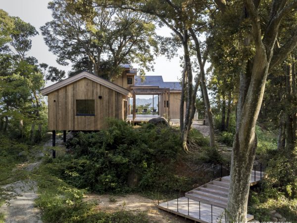 環境、性能に対して今できることのベストをとりこんでいる作品でありながら、見た目は自然に溶け込む、作為のない風情