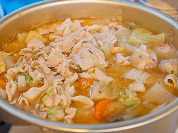 認知度でいえば一番高いのが山形の芋煮。牛肉をたくさん作るため、単価は高くなるそうだ
