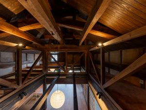 住宅として残されることの少ない最規模な民家を住宅として再生