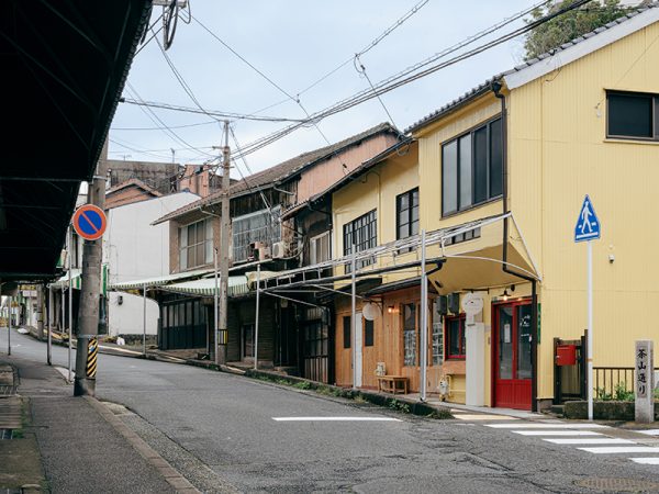 かつてはにぎわいを見せていた茶山通り　提供：株式会社ARCH