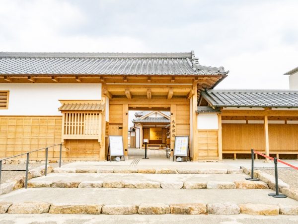 兵庫県立兵庫津ミュージアムの「ひょうごはじまり館」。兵庫津の歴史のほか、現在の兵庫県を構成する5国（摂津・播磨・淡路・但馬・丹波）の歴史や魅力を伝える展示を行う