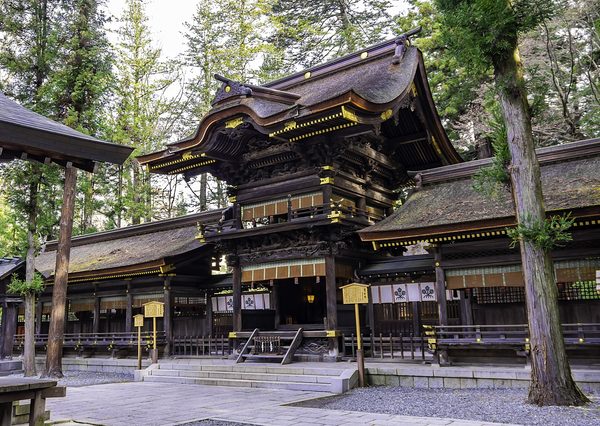 長野県の諏訪大社