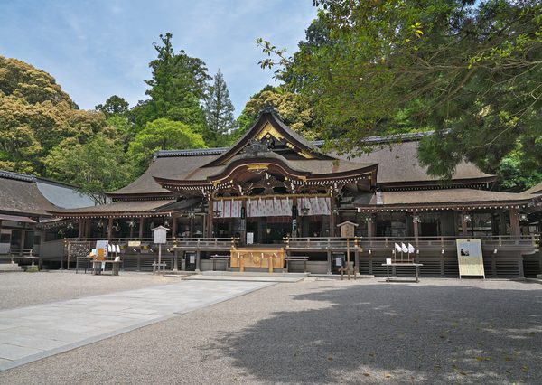 奈良県にある大神神社の拝殿