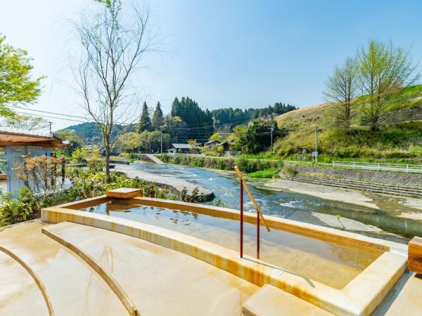 （イラスト：宮沢洋）