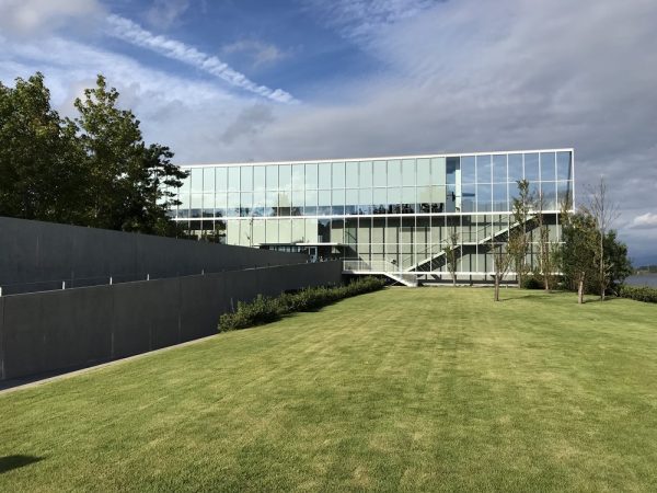 （イラスト：宮沢洋）