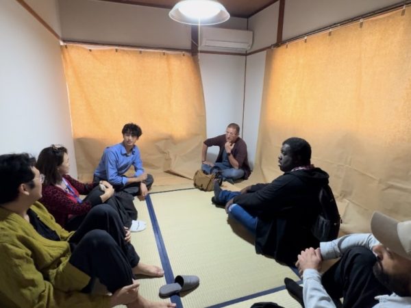 福岡市内の不動産内見ツアーには、実際に借りることを検討したデジタルノマドもいたそうだ（画像提供：遊行）