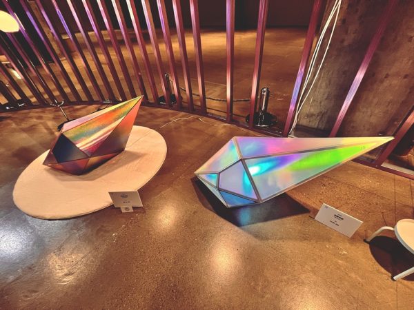 砂が風化していく様子から暮らしに流れる時間に想いをはせる