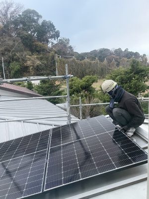 断熱改修にはある程度セオリーがあるので、それを学んでおくのが良いということだろう。太陽光発電はぜひ