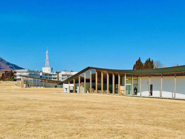▲熊本地震～記憶の回廊～の全体マップ。熊本県内の被災地全域を「回廊型フィールドミュージアム」とし、4市3町2村にまたがるエリアで～記憶の回廊～を形成。各拠点で震災遺構が保存・公開されている