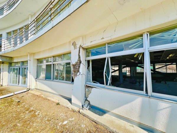 ▲熊本地震 震災ミュージアム KIOKUの統括ディレクターであり、みなみあそ観光局戦略統括マネージャーの久保尭之さん。「私自身は鹿児島の出身ですが、熊本地震の発災直後から現地入りしてずっと救助活動を行ってきました。現在は観光地域づくり法人 みなみあそ観光局の一員として、ここ南阿蘇で暮らしています」