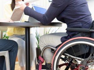 「住まい」と「仕事」それぞれを探すときに大変だったこと