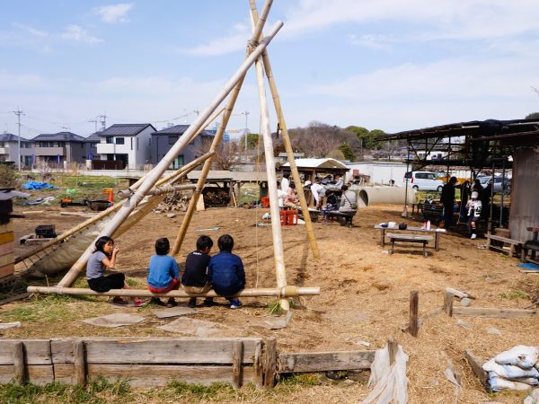 土管は子どもたちの秘密基地になる（画像：くにたち農園の会提供）

