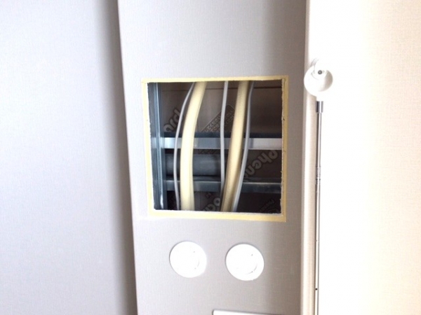 壁面に施工された「マルリノ」の断熱特許工法