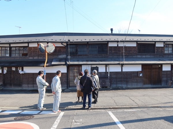 一番手前がギャラリー、真ん中が宿となっている。三姉妹、見事なネーミング！（撮影/みのもけいこ）