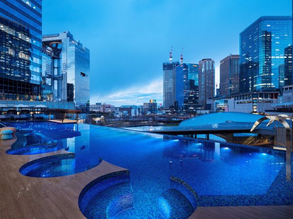 ホテル阪急グランレスパイア大阪のエントランス。（提供：グラングリーン大阪開発事業者）