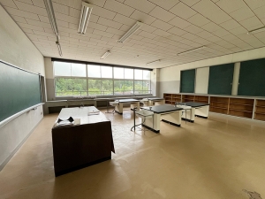 子どもたちがわくわくしながら実験をしていた理科室では、ウイスキーのブレンド体験教室なども展開したいそう。クラフトウイスキーの樽オーナー制度など興味深いサービスも進めている