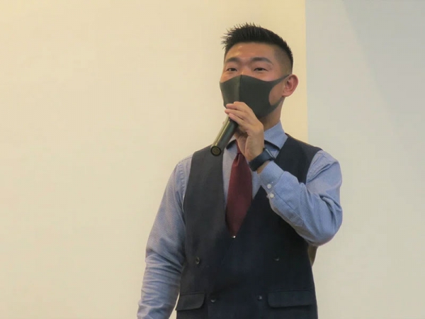 オンライン配信のパネルディスカッションの様子。当日は、Zoomでもイベントの様子が配信された。参加者はオンライン・オフライン合わせて100名近くに及び、関心の高さがうかがえた。 右から、IRIS須藤さん、世田谷区議会議員上川さん、積水ハウス松岡さん、LIFULL龔