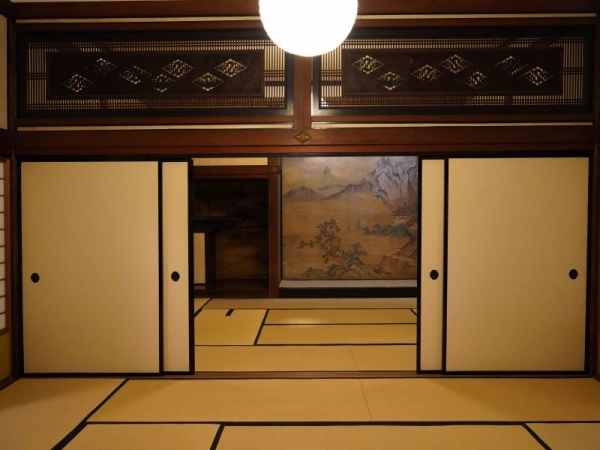 「春草廬」は、賢人としても知られる豪商・河村瑞賢が17世紀後半に関西の淀川改修工事の際に休息所として造った建物