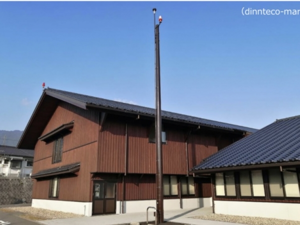 山梨県の小瀬スポーツ公園。46ヘクタールという広大な敷地をカバーするため、30台の避雷針を設置している（提供：エスヨン）