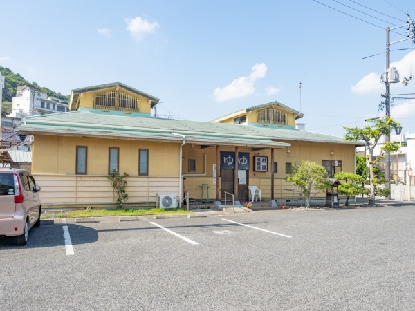 気軽に温泉に浸かれる療養湯（村湯）