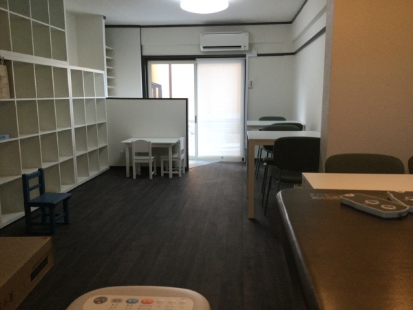 センイチプロジェクトの一環として、マンションの1階に開かれた新しい拠点「sen1cafe」