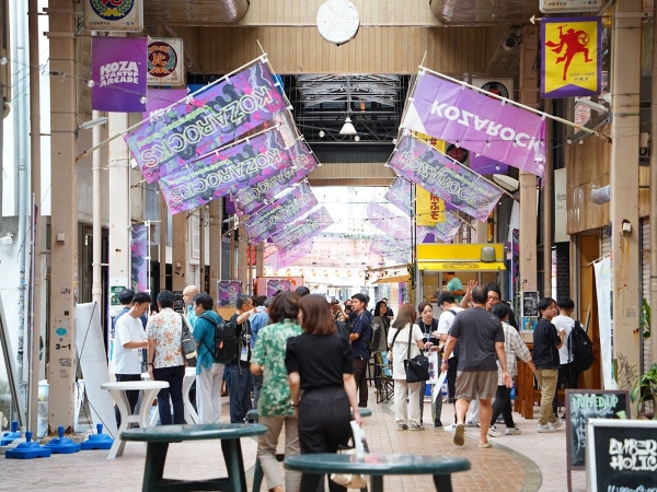 コザスタートアップ商店街（提供：フォーシーズ株式会社）