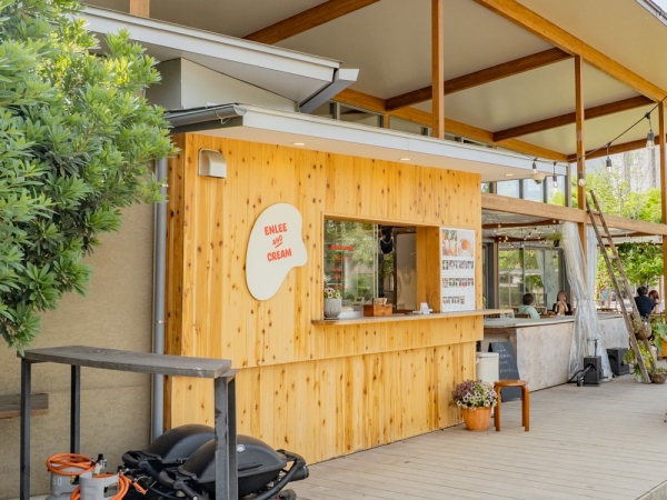 ガーデンレストラン「Enlee」の外観