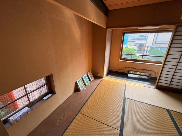 1階の茶の間（写真：宮沢洋）