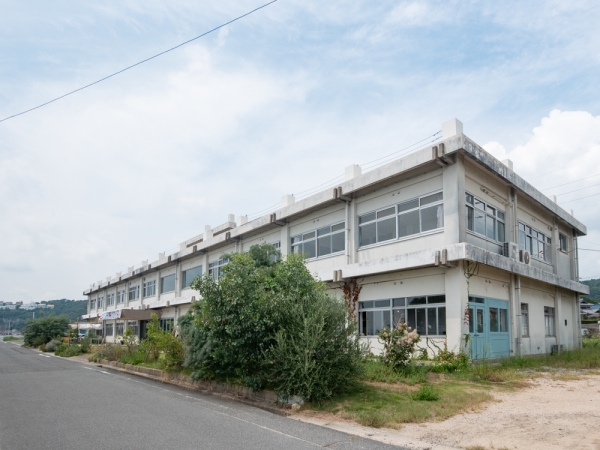 牛窓は「日本のエーゲ海」と呼ばれる、穏やかな瀬戸内海沿いの港町