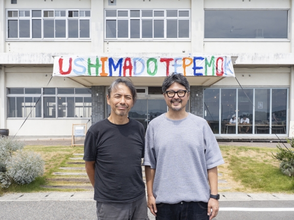 主に施設の運営を担う牛窓テレモークの代表取締役・小林宏志さん（左）、主に管理を担う西舎の代表取締役・打谷直樹さん