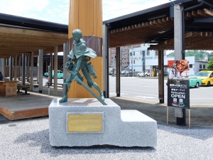 最近は映画にもなった漫画「進撃の巨人」の作者が日田出身ということで同ドラマを使ったまちづくりが進んでいる（筆者撮影）