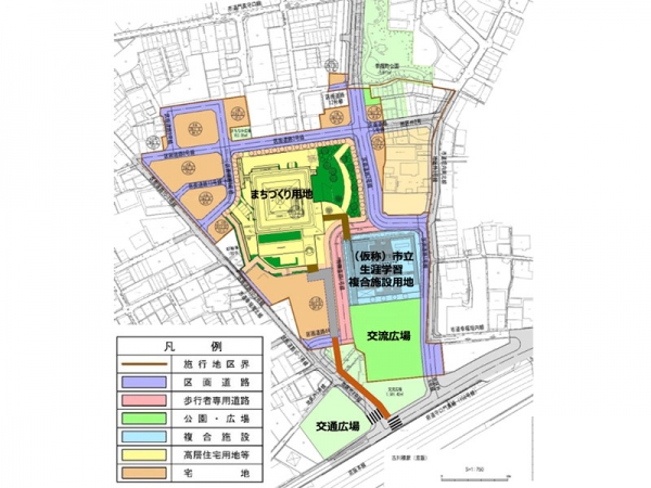 駅前からも工事の様子がうかがえる（2025年11月7日現在）