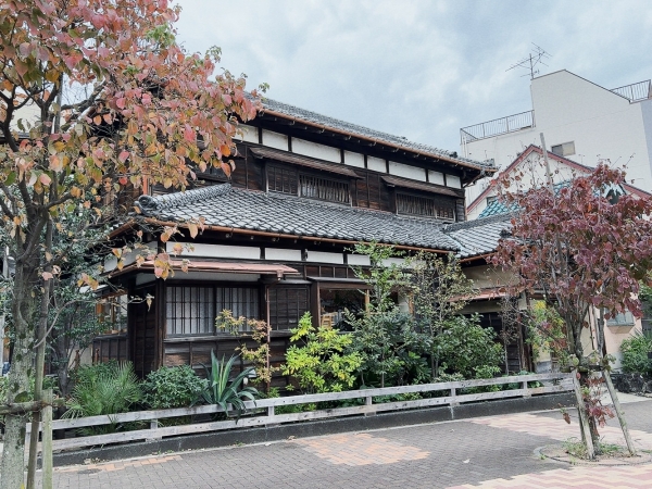 2006年、千寿小学校跡地に開設した東京藝術大学千住キャンパス