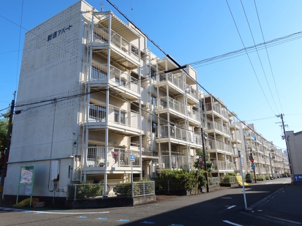 人手不足、資材高騰、開発適地の減少その他による住宅価格、家賃の上昇が続いている。それを背景に2026年の住宅、不動産の動きのうち、高値をどう回避するかを中心にデータ、事例を踏まえながら予測される動きを考えてみた。