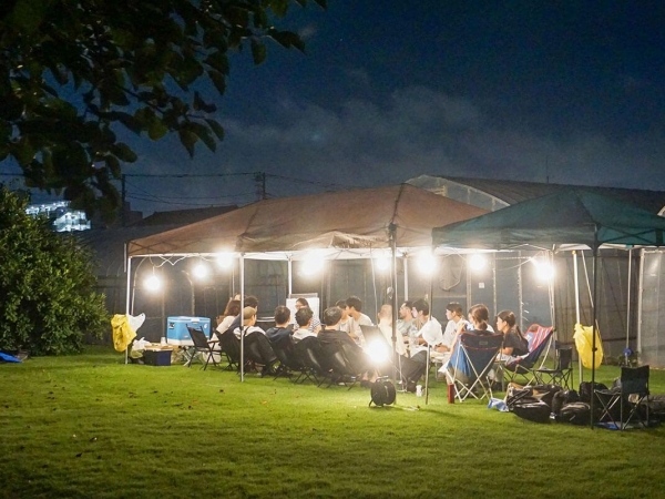 農産品を子ども店長が販売